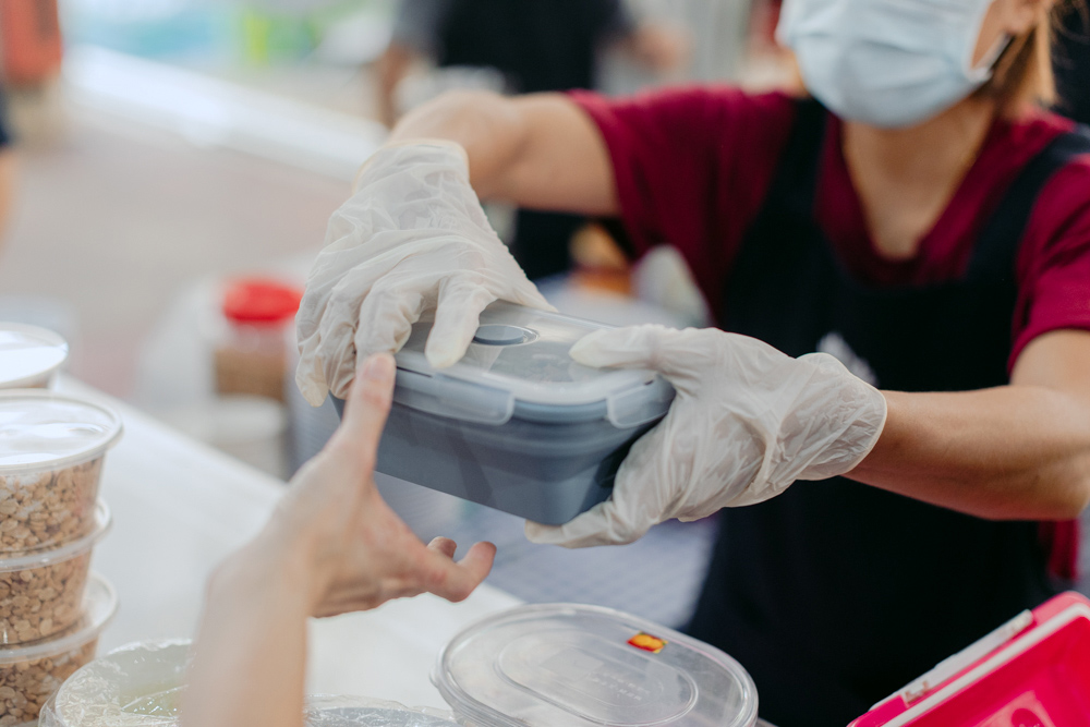 Massive Charity Fair of Over 10,000 People Embraces Low-Carbon Practices
